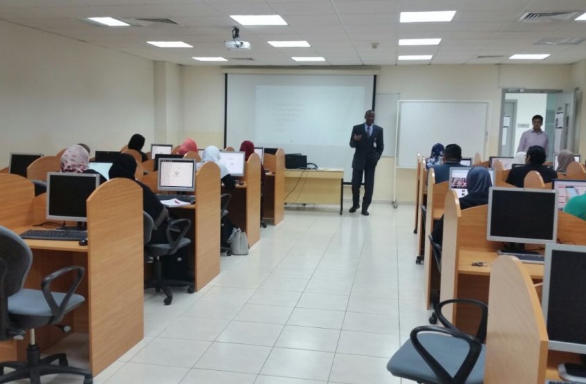 Khalifa Library Organizes a Workshop on Search Skills and Research Management 