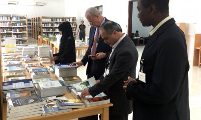 AAU Enriches its Library with the Latest Educational Books