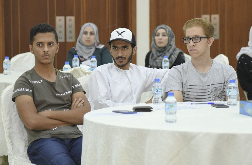 اللقاء الترحيبي لكلية الصيدلة مع الطلبة الجدد في جامعة العين (مقر أبوظبي)