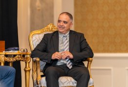 جلسة نقاشية حول مؤسسات التعليم العالي القائمة على الذكاء الاصطناعي
