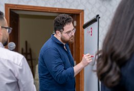 أمسية لخريجي الصيدلة والتغذية
