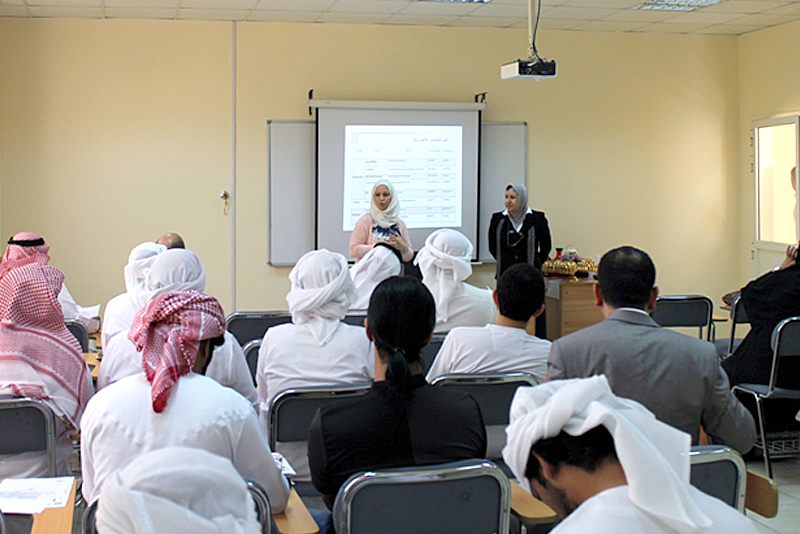 AAU Library Holds Introductory Course